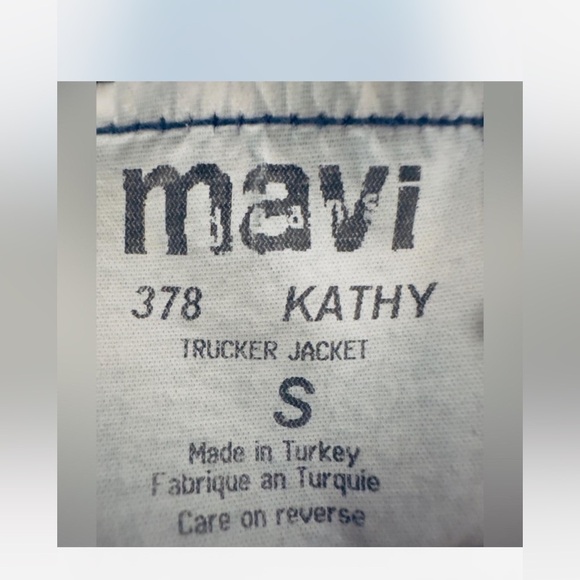 Vintage Classic Mavi “The Kathy Trucker” Blue Denim Jacket, Women’s Size Small - Picture 9 of 10